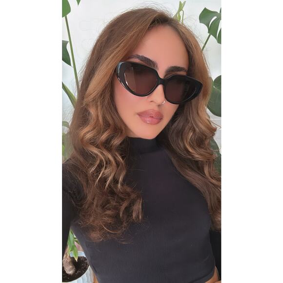 NEW Celine CL40286I 3 Dots Black Cat Eye Sunglasses - Picture 2 of 7